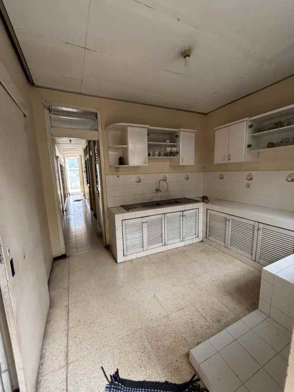 dijual rumah tenggilis mejoyo