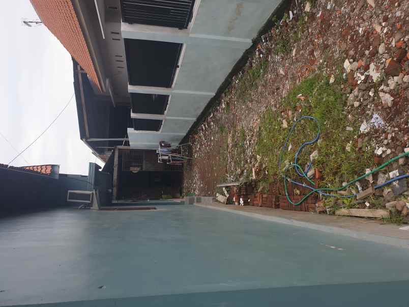 dijual rumah tepi jalan teuku umar