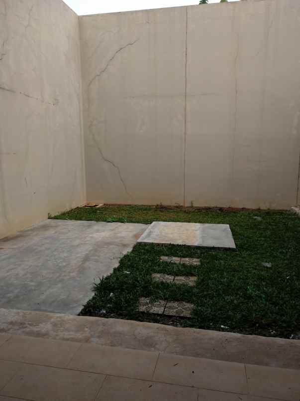 dijual rumah the eminent bsd cluster