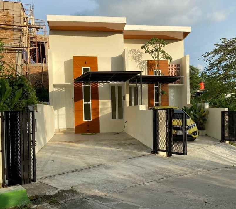 dijual rumah tirtomartani