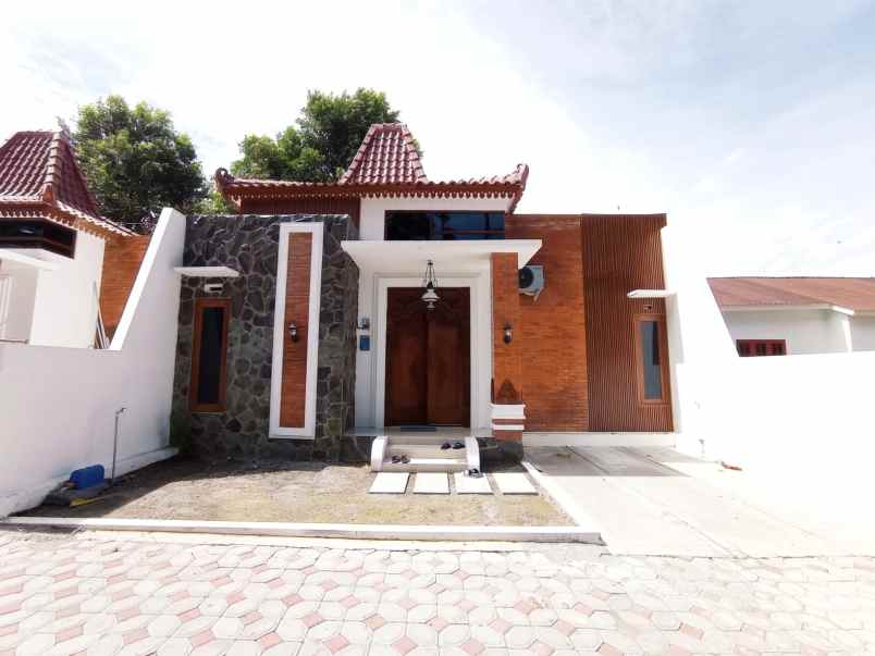 dijual rumah tlogo prambanan klaten