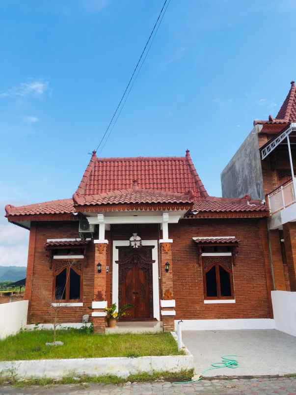 dijual rumah tlogo prambanan klaten