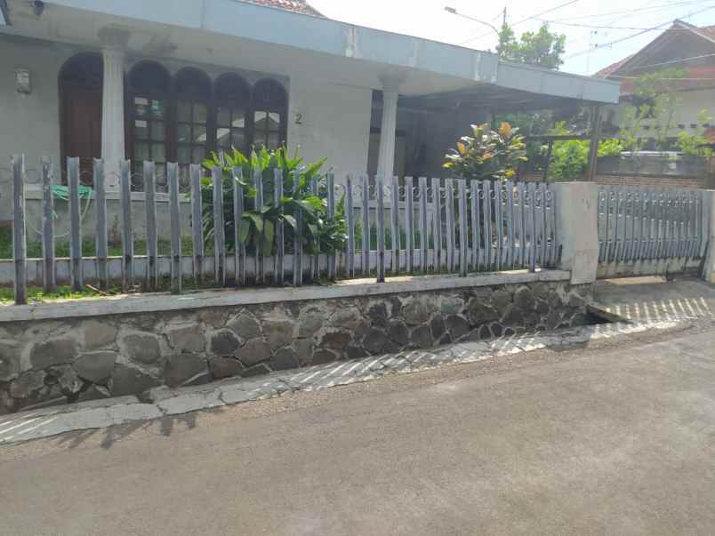 dijual rumah turangga kota bandung