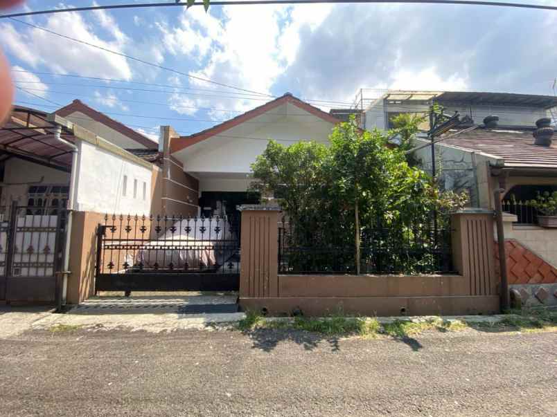 dijual rumah turangga martanegara bandung