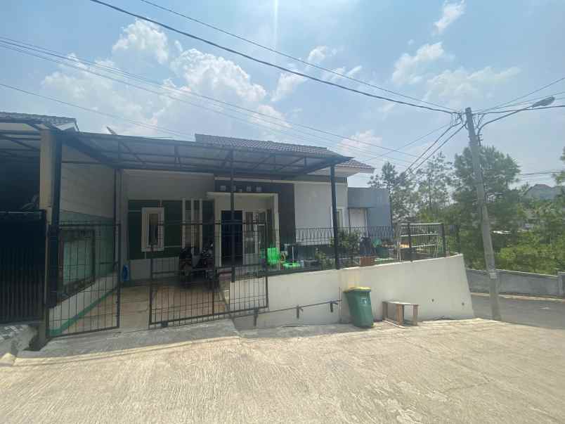 dijual rumah ujungberung