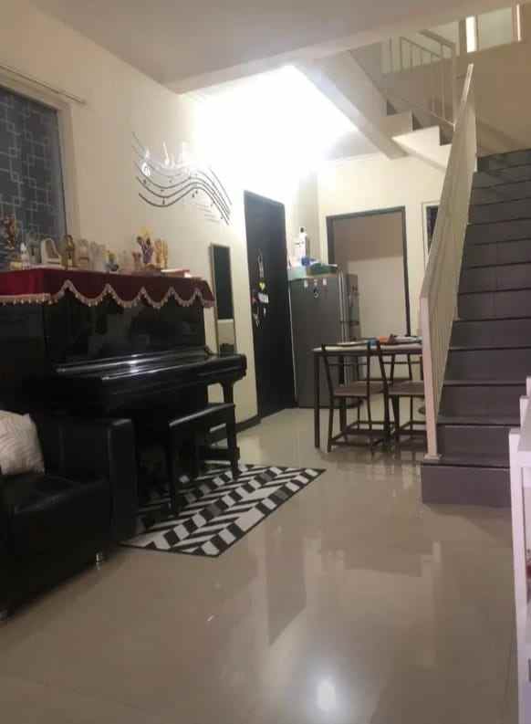 dijual rumah urban mansion