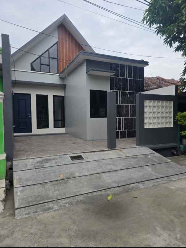 dijual rumah villa indah permai kota bekasi