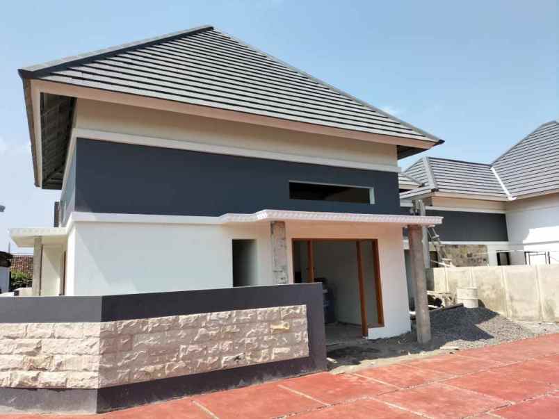 dijual rumah widodomartani