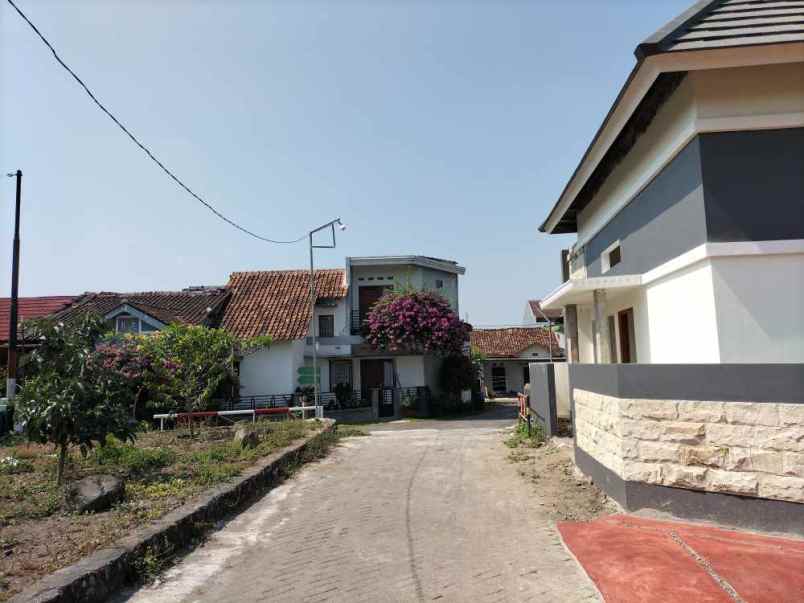 dijual rumah widodomartani