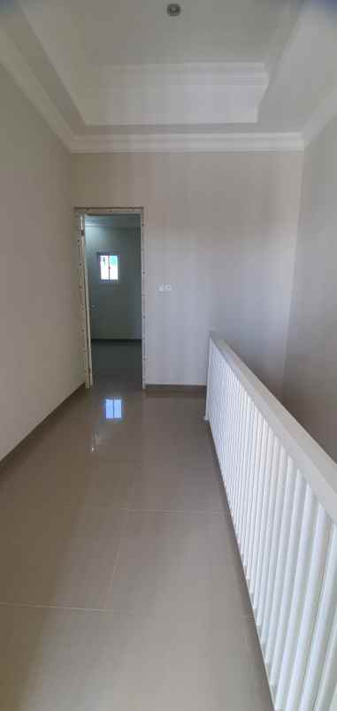 dijual rumah wisma permai