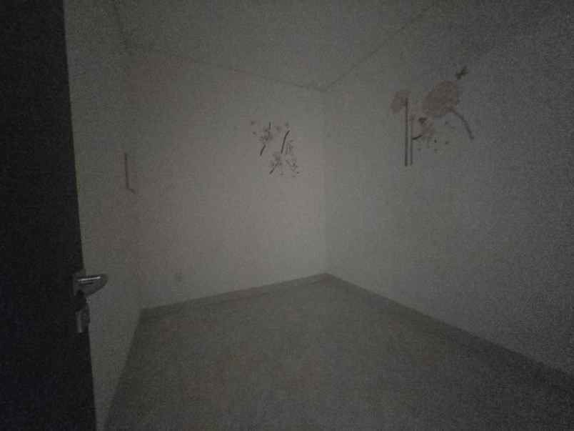 dijual sangat murah lavon swan city tangerang