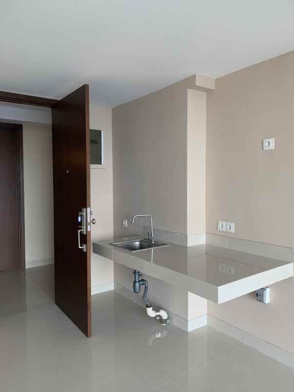 dijual soho u residence biz loft lippo karawaci