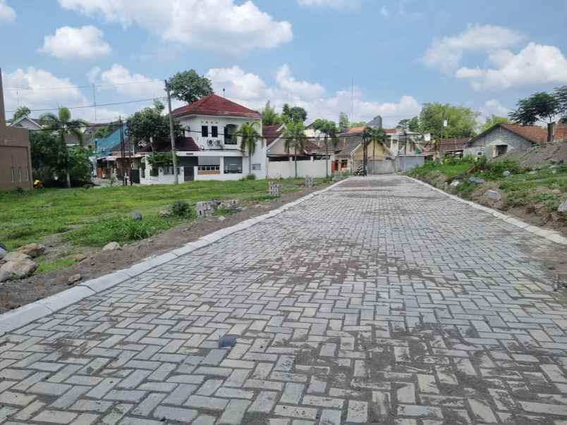 dijual tanah condongcatur