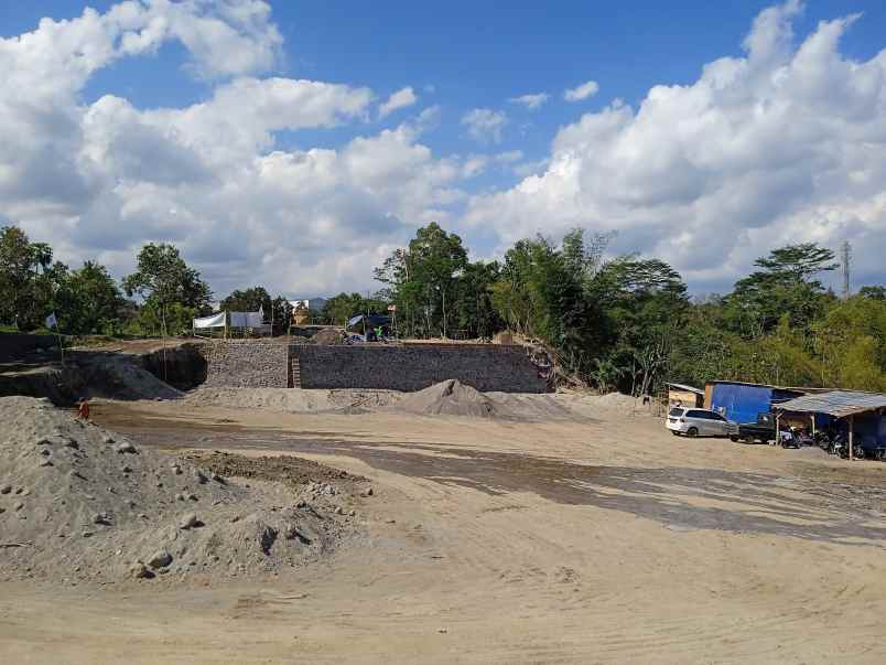 dijual tanah duwet sendangadi