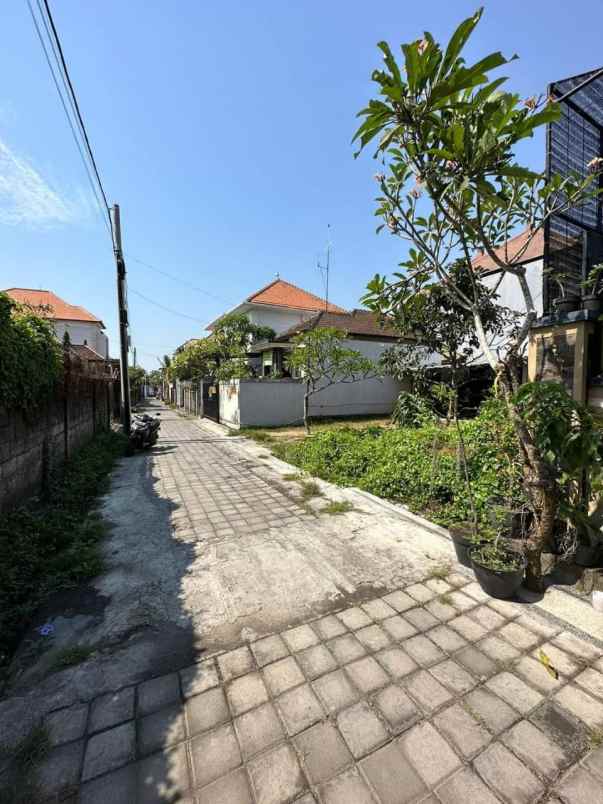 dijual tanah jalan gustiwa