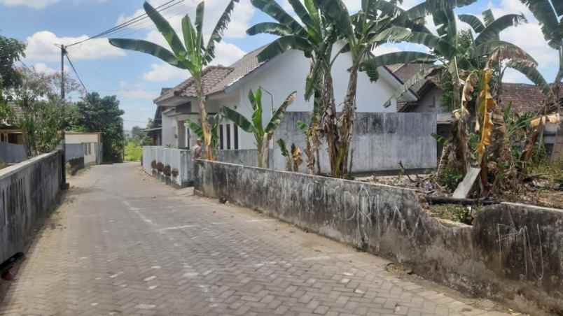 dijual tanah jalan kabupaten