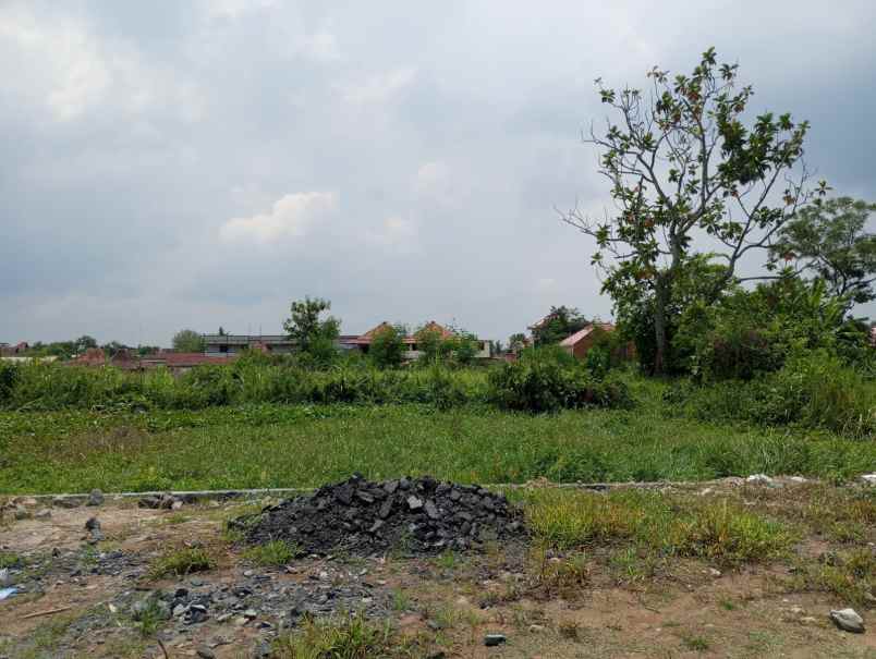 dijual tanah jalan kabupaten