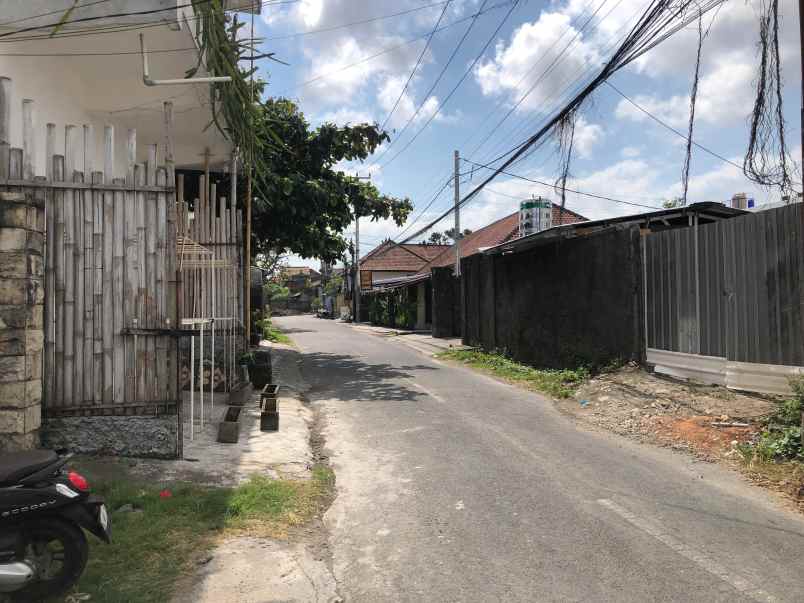 dijual tanah jalan kuwum umalas semer