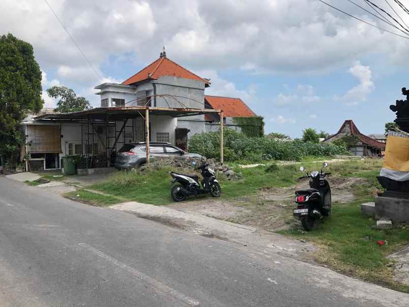 dijual tanah jalan kuwum umalas semer