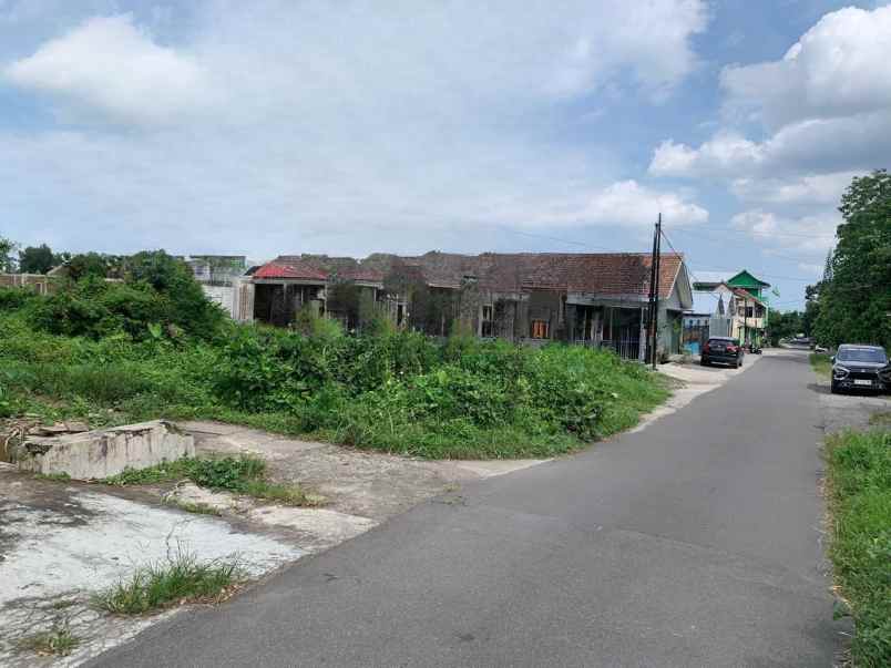 dijual tanah jalan tajem