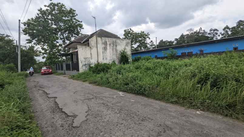 dijual tanah jalan tajem