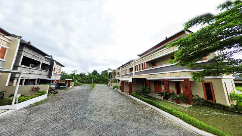 dijual tanah jl kaliurang no 10