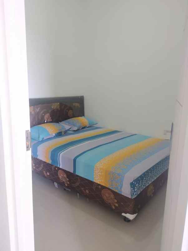 dijual villa aktif 2 lantai kota batu