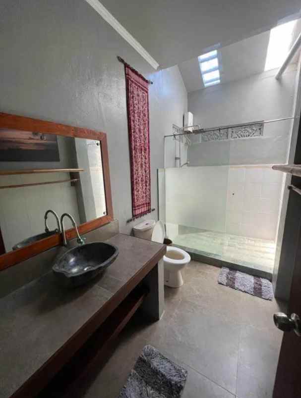 dijual villa desa lalanglingah kec