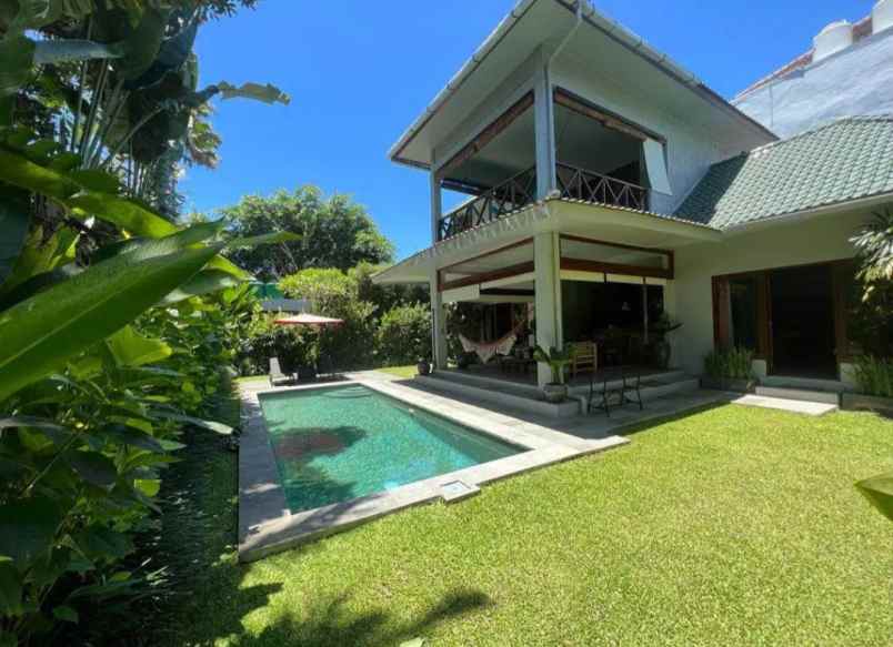 dijual villa desa lalanglingah kec