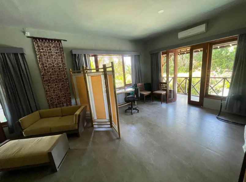 dijual villa desa lalanglingah kec