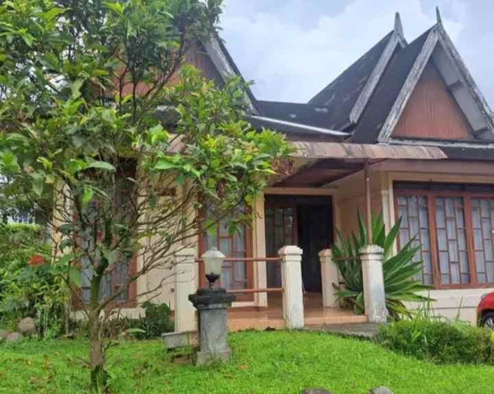 dijual villa dikomplek kota bunga cipanas