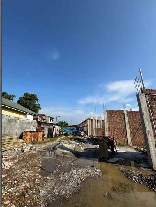 dijual villa jalan mesjid taufik bukit