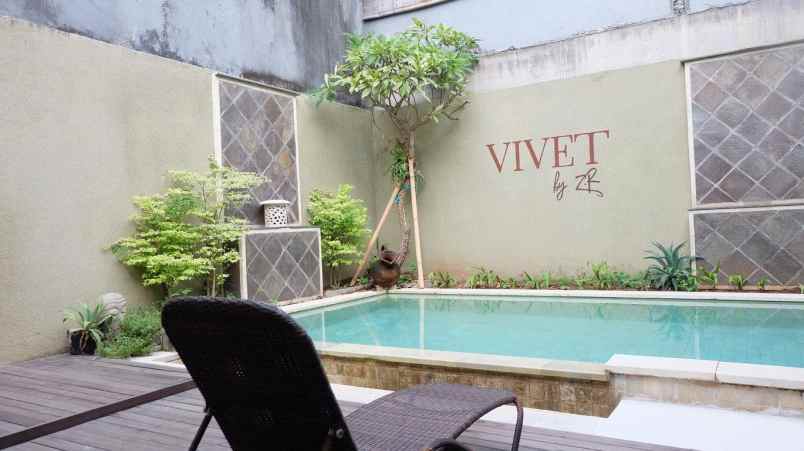 dijual villa kendal jl petitenget raya kerobokan bali