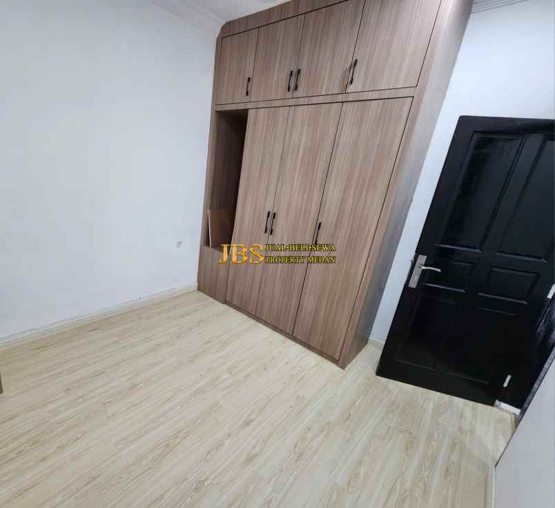 dijual villa komplek cemara asri jalan