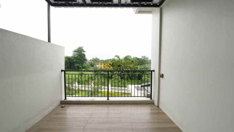 dijual villa komplek jewel park jalan