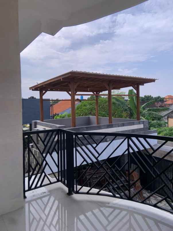 dijual villa mewah di jl teuku umar denpasar