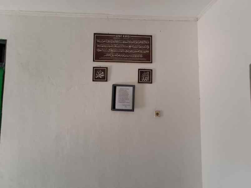 disewakan 7 kamar kost isi dekat univ mercubuana