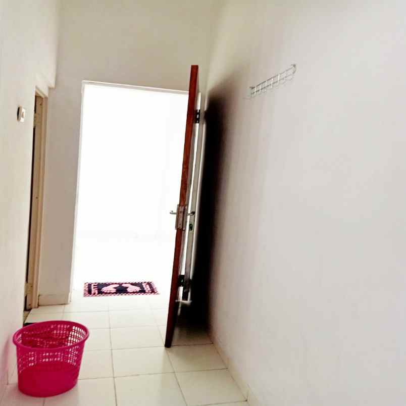 disewakan kost kost barokah jl kandangan
