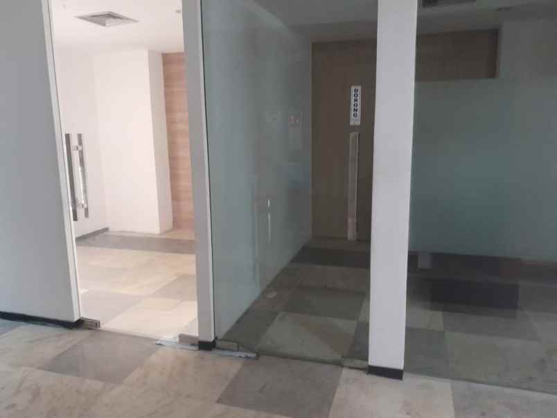 disewakan ruko gudang kantor basuki rahmat