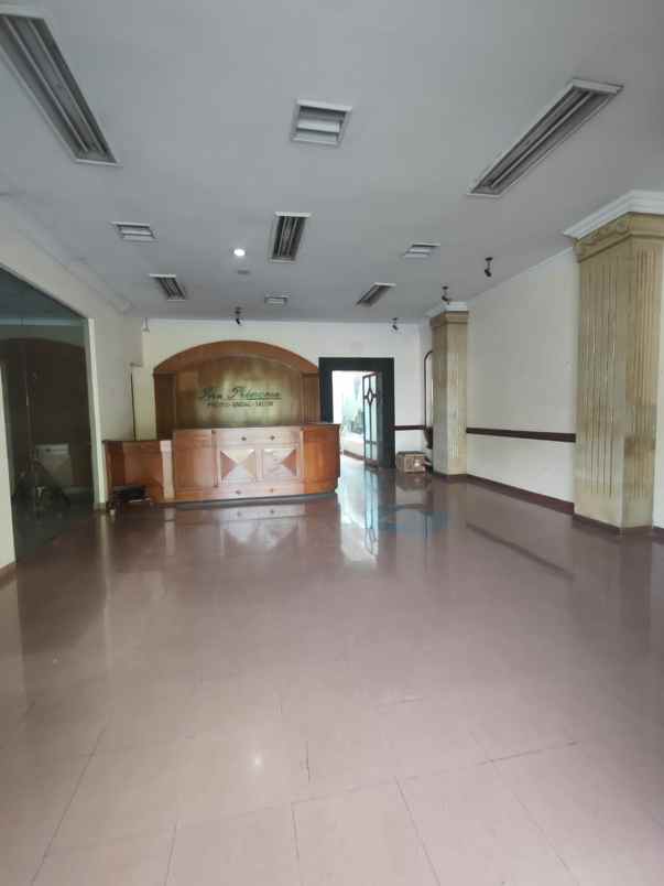 disewakan ruko gudang kantor jalan ambengan