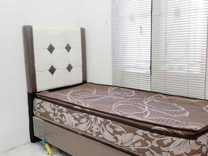 disewakan rumah 1 tingkat komplek cemara asri