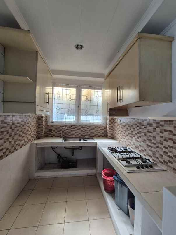 disewakan rumah ancol timur sayap