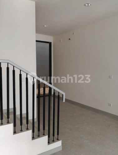 disewakan rumah cluster kelimutu asya jgc