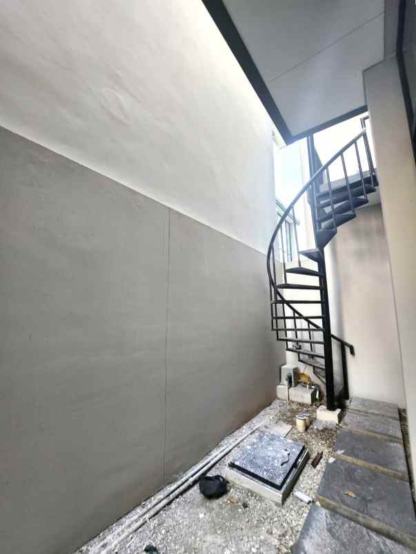 disewakan rumah cluster sentarum asya jgc