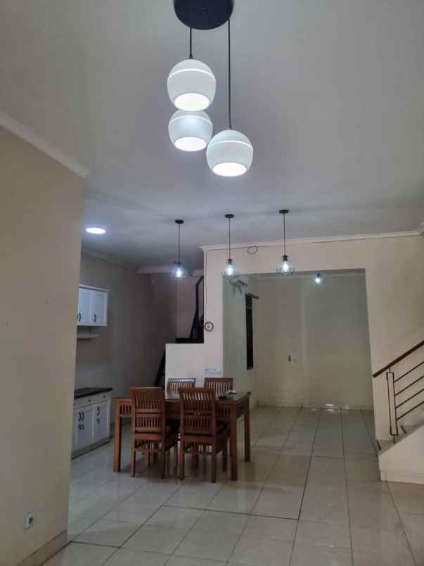 disewakan rumah delatinos bsd city tangsel