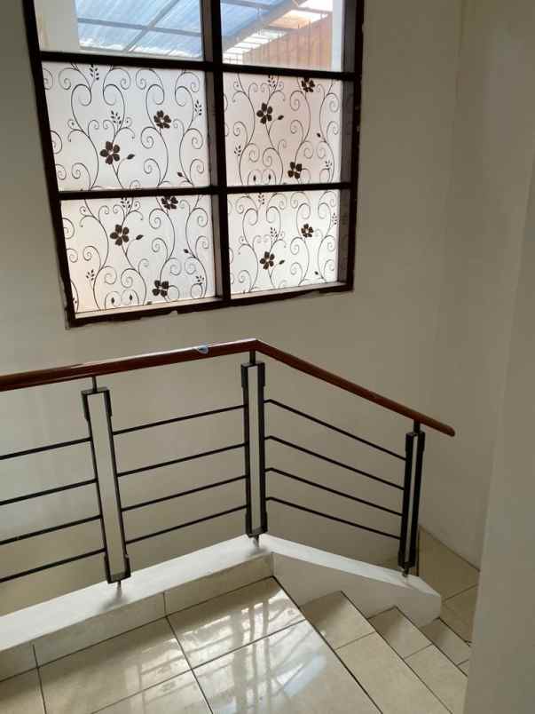 disewakan rumah delatinos bsd city tangsel