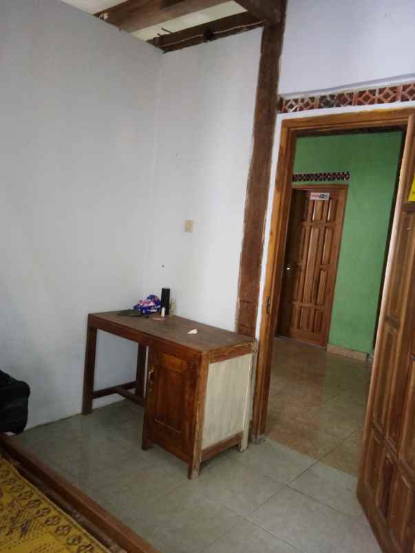 disewakan rumah jalan memandela gambiran