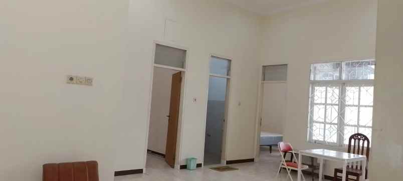 disewakan rumah mayjen sungkono surabaya