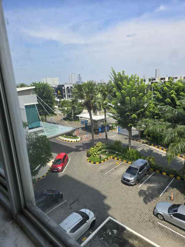 east coast tower amethys lantai 3 kosongan view danau