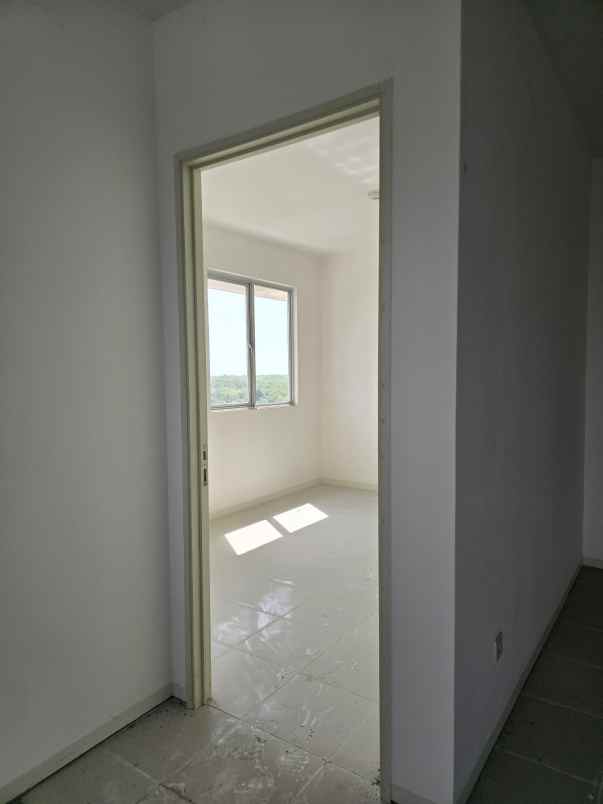 east coast tower amethys lantai 3 kosongan view danau